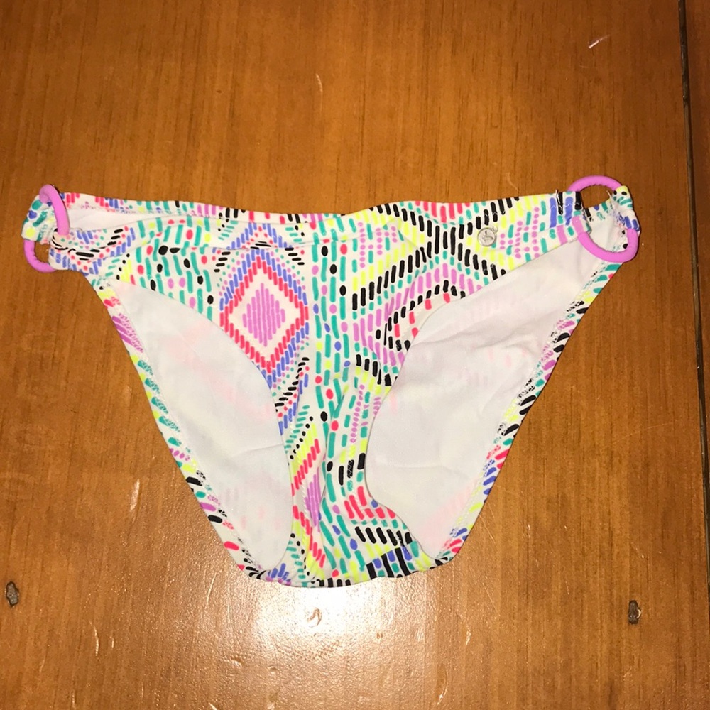 Bikini bottoms